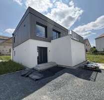 Haus zum Kaufen in Schirmitz 399.000,00 € 153 m²