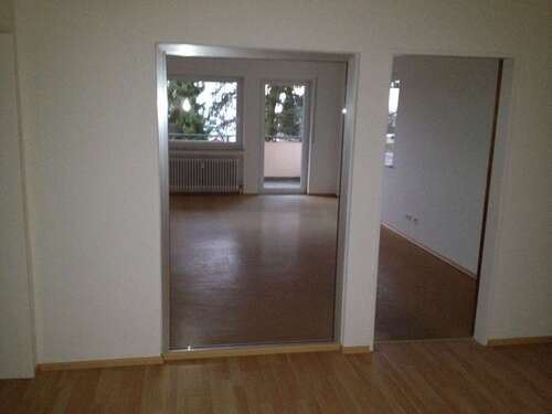 Foto - Wohnung zum Mieten in Zimmern o. R. 990,00 € 100 m²