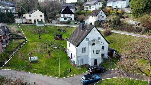 Foto - Haus zum Kaufen in Morsbach 175.000,00 € 122 m²