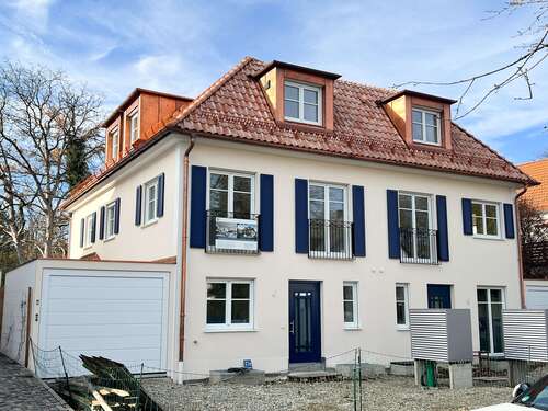 Foto - Haus zum Kaufen in München Hadern 2.650.000,00 € 211.8 m²