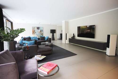 Foto - Haus zum Kaufen in Dortmund 2.780.000,00 € 360.39 m²