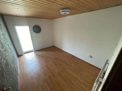 Foto - Haus zum Mieten in Mettlach 1.000,00 € 130 m²