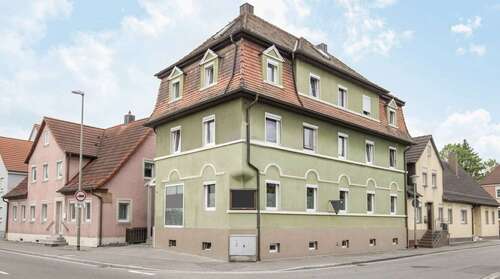 Foto - Haus zum Kaufen in Feuchtwangen 389.000,00 € 200 m²