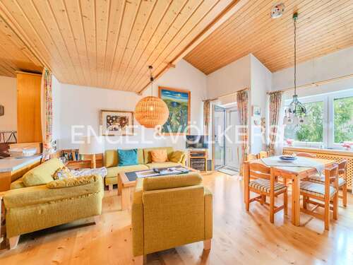 Foto - Wohnung zum Kaufen in Schönwald im Schwarzwald 160.000,00 € 77 m²