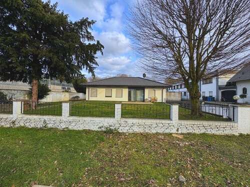 Foto - Haus zum Kaufen in Neuss 1.400.000,00 € 278.4 m²