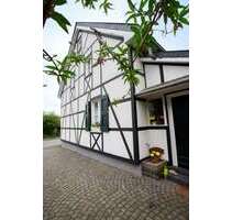 Haus zum Kaufen in Leichlingen 545.000,00 € 182 m²