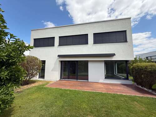 Foto - Haus zum Mieten in Frankfurt 4.200,00 € 175 m²