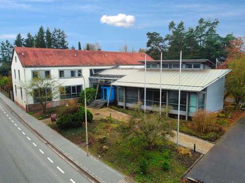 Foto - Büro in Enkenbach-Alsenborn 725.000,00 € 580.22 m²