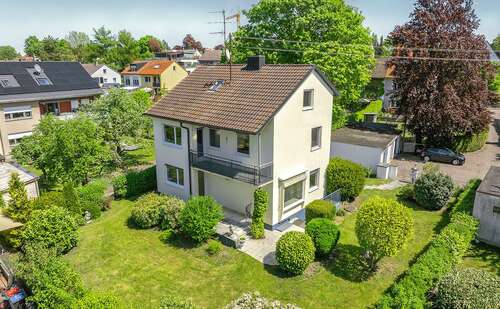 Foto - Haus zum Kaufen in Augsburg 699.000,00 € 138.05 m²