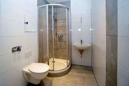 Foto - Wohnung zum Mieten in Plauen 234,06 € 35.68 m²