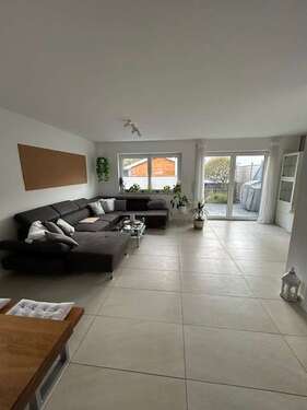 Foto - Haus zum Mieten in Ergolding-Piflas 1.690,00 € 136 m²