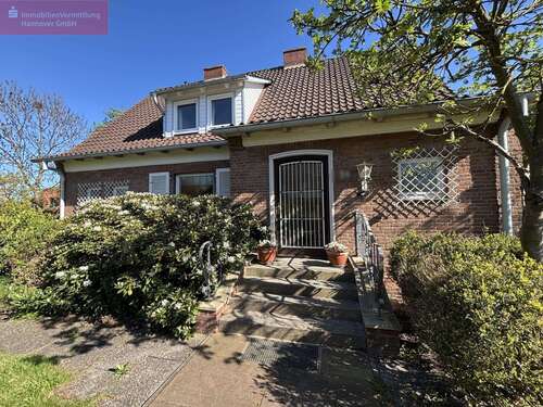 Foto - Haus zum Kaufen in Uetze 340.000,00 € 173 m²