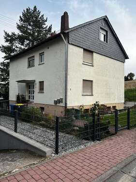 Foto - Haus zum Kaufen in Hünstetten-Kesselbach 599.000,00 € 254 m²