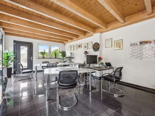 Foto - Haus zum Kaufen in Adelsheim 850.000,00 € 266 m²