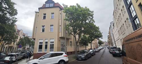 Foto - Wohnung zum Mieten in Halle 400,00 € 52.77 m²