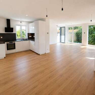 Foto - Wohnung zum Mieten in Hemau 1.260,00 € 117 m²