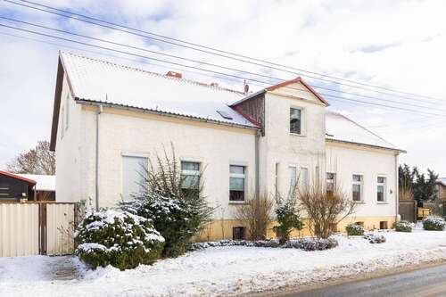 Foto - Haus zum Kaufen in Müncheberg 165.000,00 € 260.1 m²