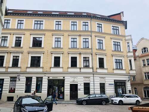 Foto - Wohnung zum Mieten in Halle 950,00 € 110.81 m²