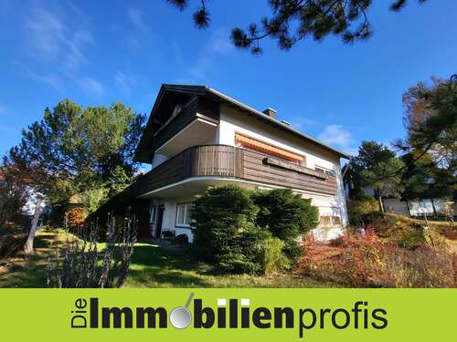 Foto - Haus zum Kaufen in Hof 199.500,00 € 225 m²