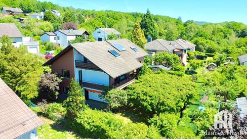 Foto - Haus zum Kaufen in Niedenstein 369.000,00 € 245 m²