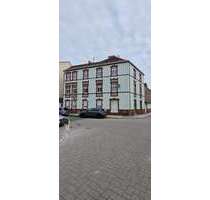 Haus zum Kaufen in Luckenwalde 375.000,00 € 350 m²