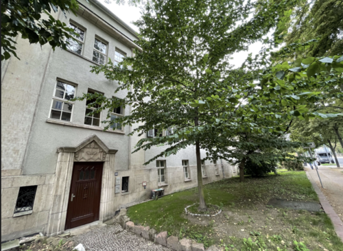 Foto - Wohnung zum Mieten in HalleSaale 300,00 € 34 m²