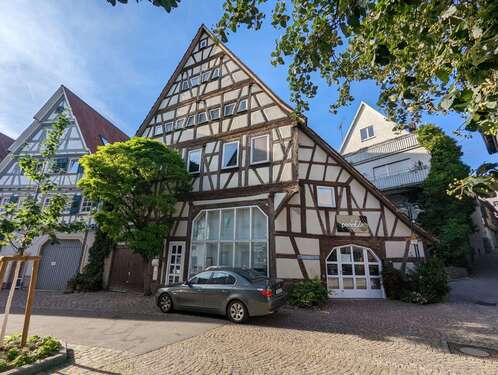 Foto - Haus zum Kaufen in Herrenberg 1.190.000,00 € 220 m²