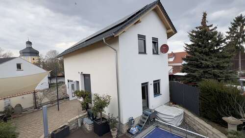 Foto - Haus zum Kaufen in Groitzsch 410.000,00 € 185 m²