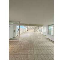 Halle in Aachen 3.375,00 € 450 m²