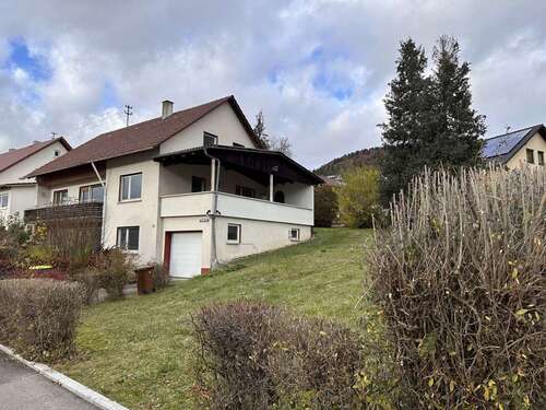 Foto - Haus zum Kaufen in Wehingen 239.000,00 € 145 m²