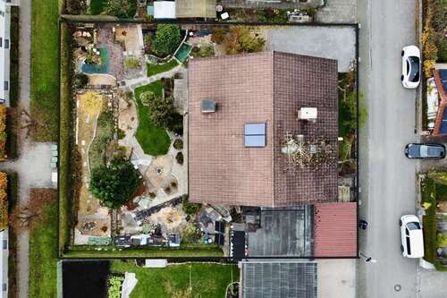 Foto - Grundstück zu verkaufen in Großkarolinenfeld 749.000,00 € 892 m²