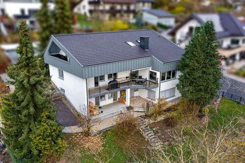 Foto - Haus zum Kaufen in Weitramsdorf 669.990,00 € 318 m²