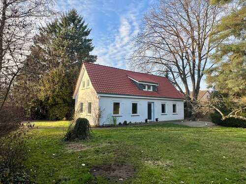 Foto - Haus zum Kaufen in Isernhagen 425.000,00 € 120 m²