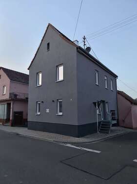 Foto - Haus zum Mieten in Hochstadt 1.250,00 € 132 m²