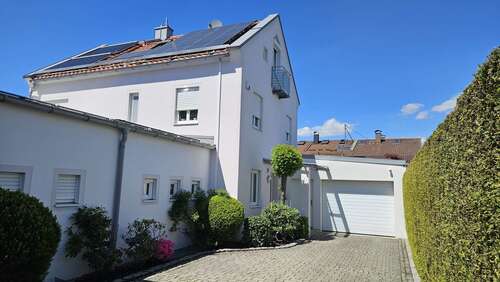 Foto - Haus zum Mieten in MARKT SCHWABEN 2.900,00 € 157 m²