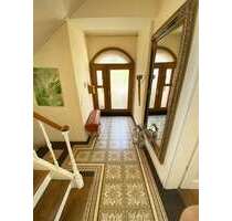 Haus zum Mieten in Eltville 3.100,00 € 265 m²