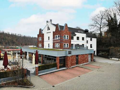 Foto - Haus zum Kaufen in Wissen 3.999.000,00 € 3215 m²