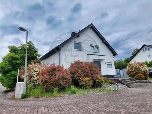 Foto - Haus zum Kaufen in Caan 525.000,00 € 237 m²
