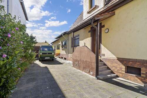 Foto - Haus zum Kaufen in Groß-Rohrheim 344.000,00 € 180 m²