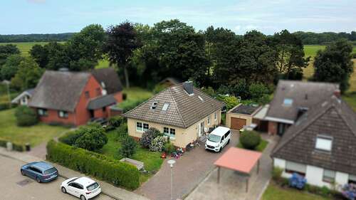 Foto - Haus zum Kaufen in Cuxhaven 379.000,00 € 127.17 m²