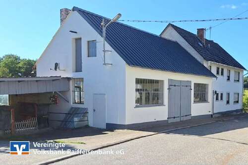 Foto - Haus zum Kaufen in Dillendorf 249.000,00 € 210 m²