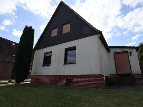 Foto - Haus zum Kaufen in Schöningen 131.500,00 € 117 m²
