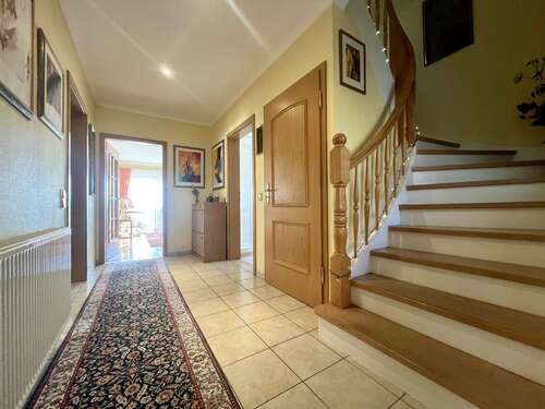 Foto - Haus zum Kaufen in Neunkirchen 395.000,00 € 210 m²