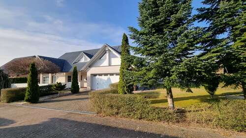 Foto - Haus zum Kaufen in Wolfsburg 549.000,00 € 195 m²