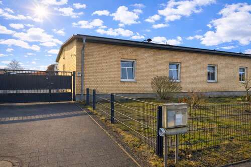 Foto - Haus zum Mieten in Burg 836,00 € 88 m²