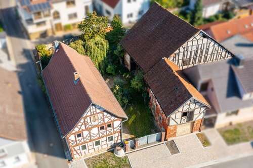 Foto - Haus zum Kaufen in Aubstadt 168.000,00 € 120 m²
