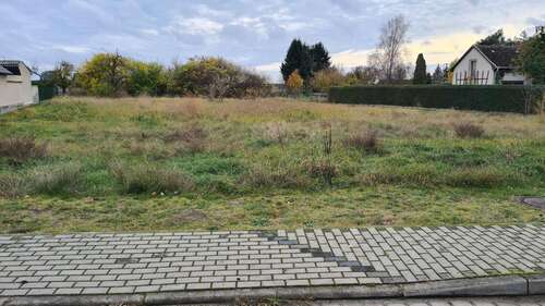 Foto - Grundstück in Rietzneuendorf 75.000,00 € 2500 m²