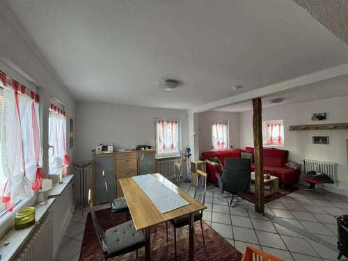 Foto - Haus zum Kaufen in Tauberbischofsheim-Hochhausen 159.000,00 € 110 m²