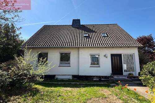 Foto - Haus zum Kaufen in Laatzen 375.000,00 € 121 m²