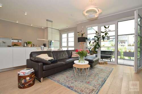 Foto - Wohnung zum Mieten in Düsseldorf Düsseltal 2.500,00 € 107 m²